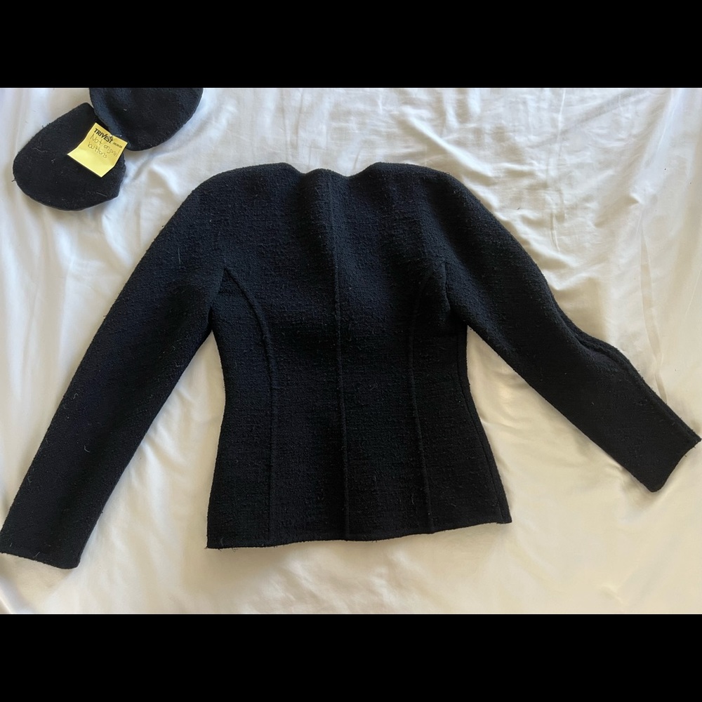 Carolyne Roehm vintage skirt suit - Picture 11 of 16